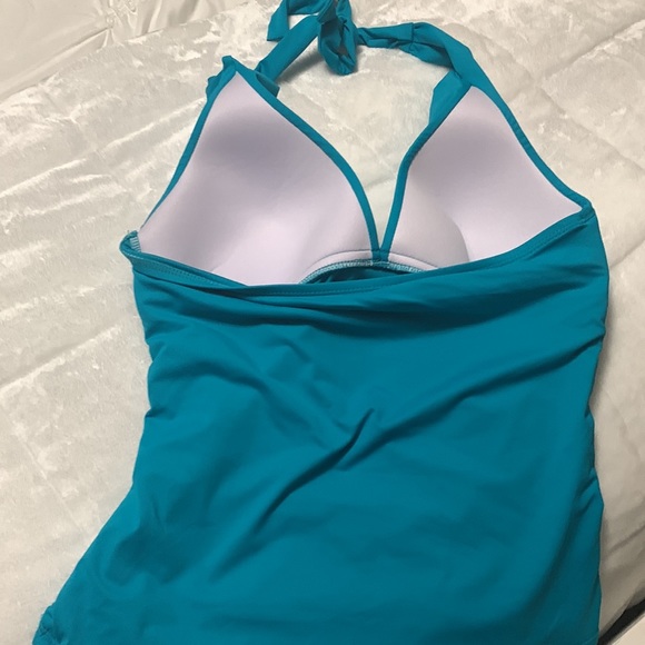 LA BLANCA "Island Goddess" Halter Tankini Swim Top  🏖️  NEW WITH TAGS! - Picture 3 of 4